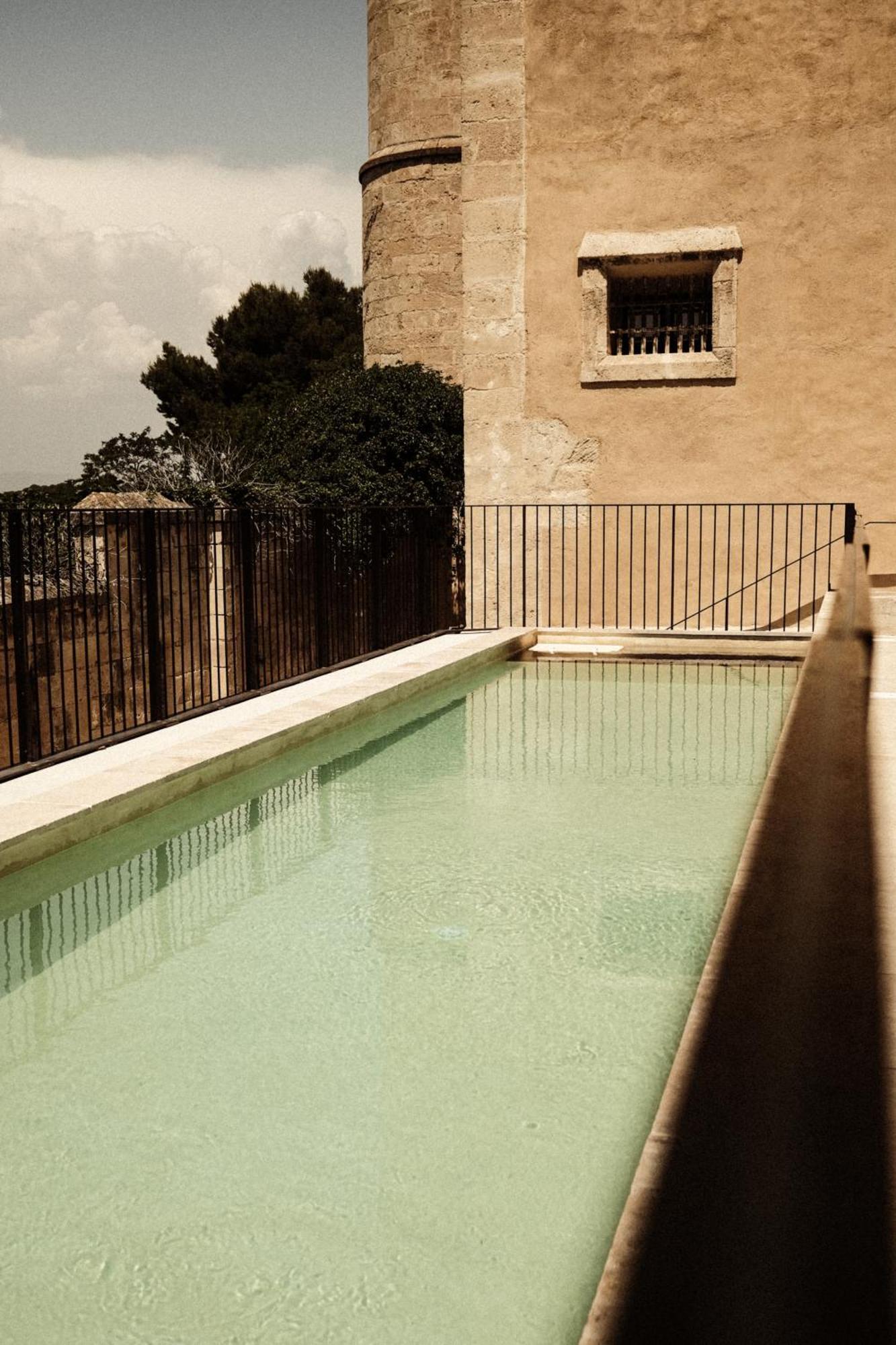 Hotel La Prison Béziers Esterno foto